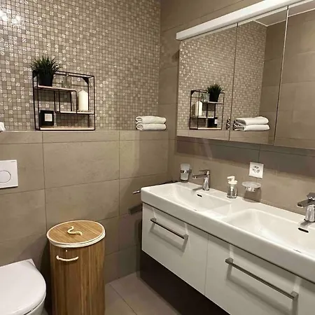 Apartman Logement Moderne Et Spacieux !